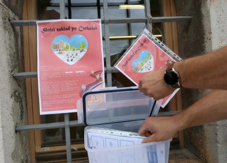 SKRITI ZAKLAD PO CERKNICI 01 FOTO LJUBO VUKELIČ